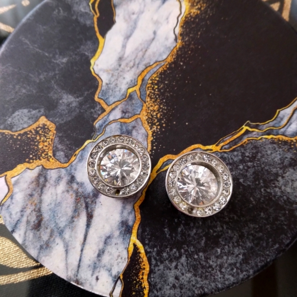 Pair 14mm cz super bling plugs earrings jewelry ***missing Some Stones***